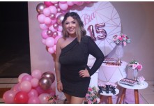 Niver 15 Anos Bia Chiarelo