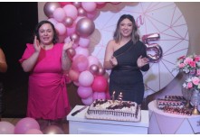 Niver 15 Anos Bia Chiarelo