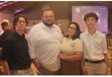 Niver 15 Anos Veidda Bragança