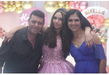 Niver 15 Anos Mirella