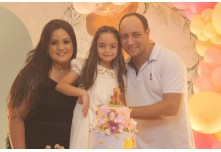 Niver 8 Anos Alana